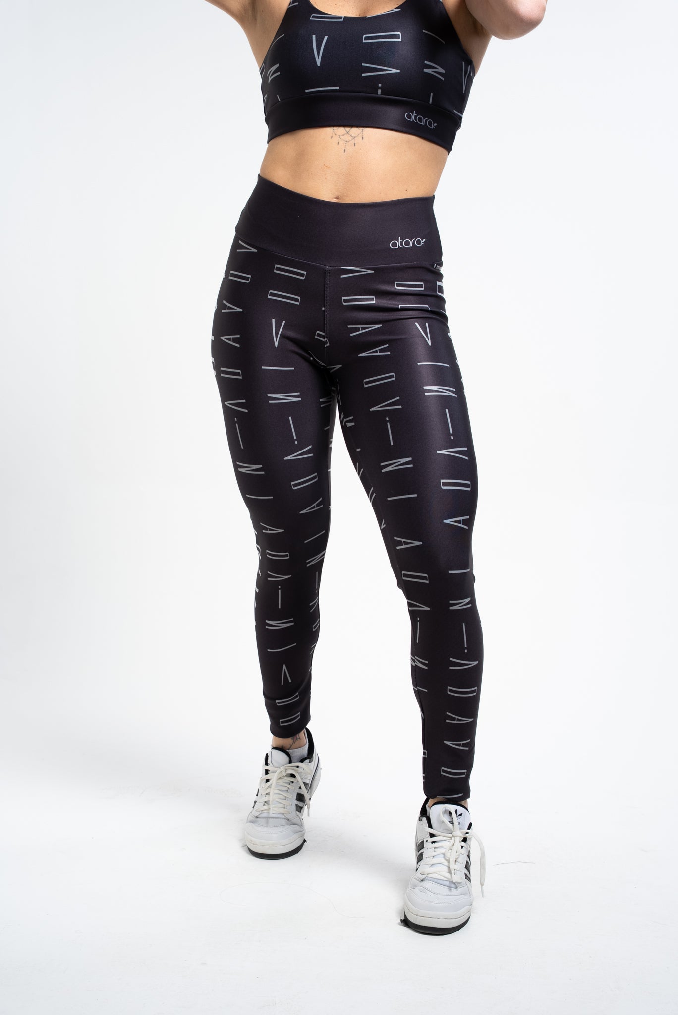 Conjunto Divina Fitness Black Lux